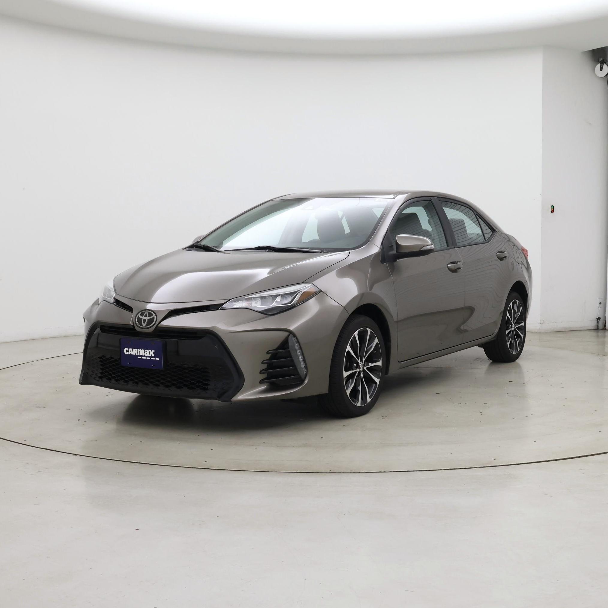 Thumbnail: 2018 Toyota Corolla - 4