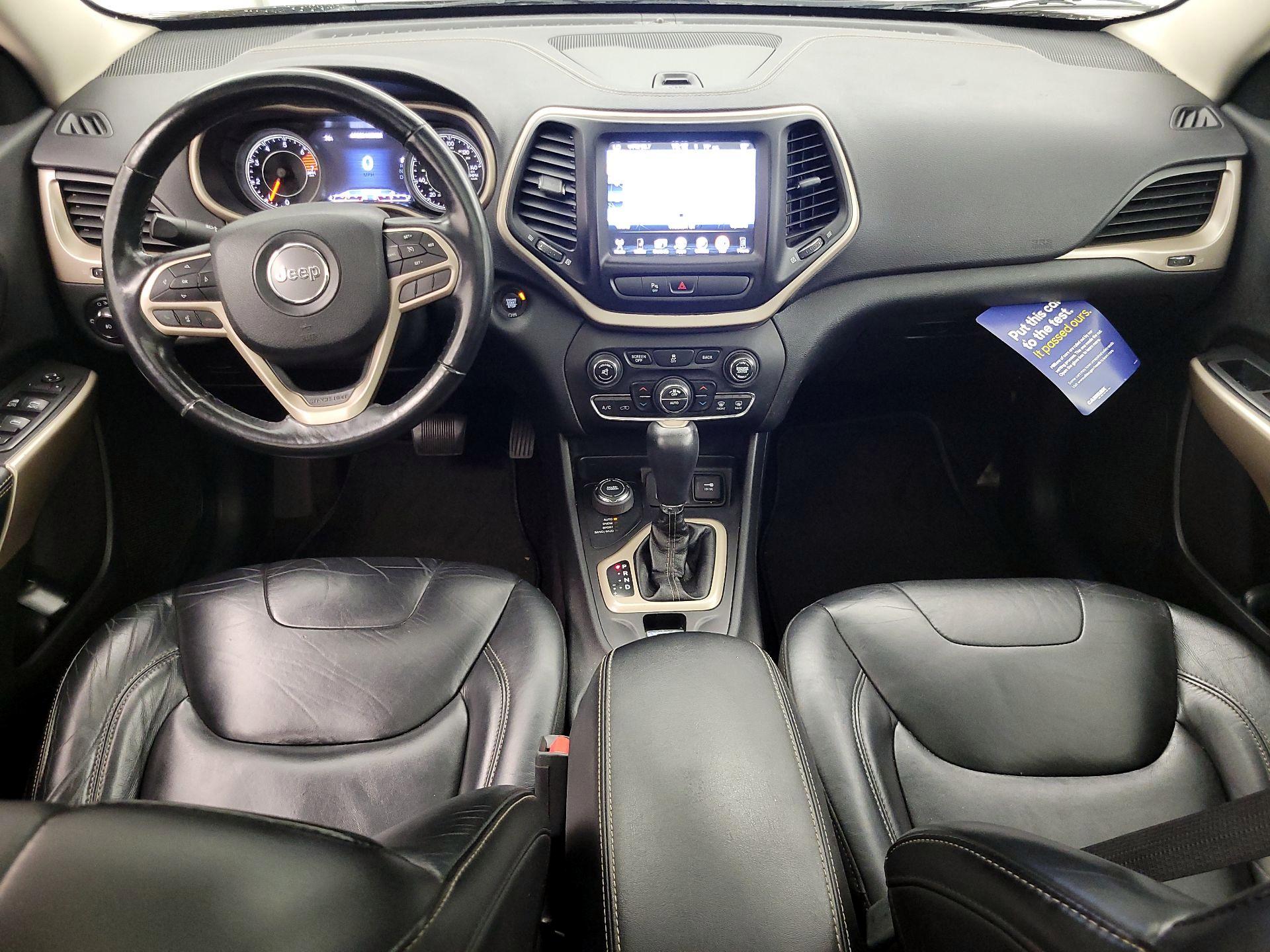 Thumbnail: 2018 Jeep Cherokee - 9