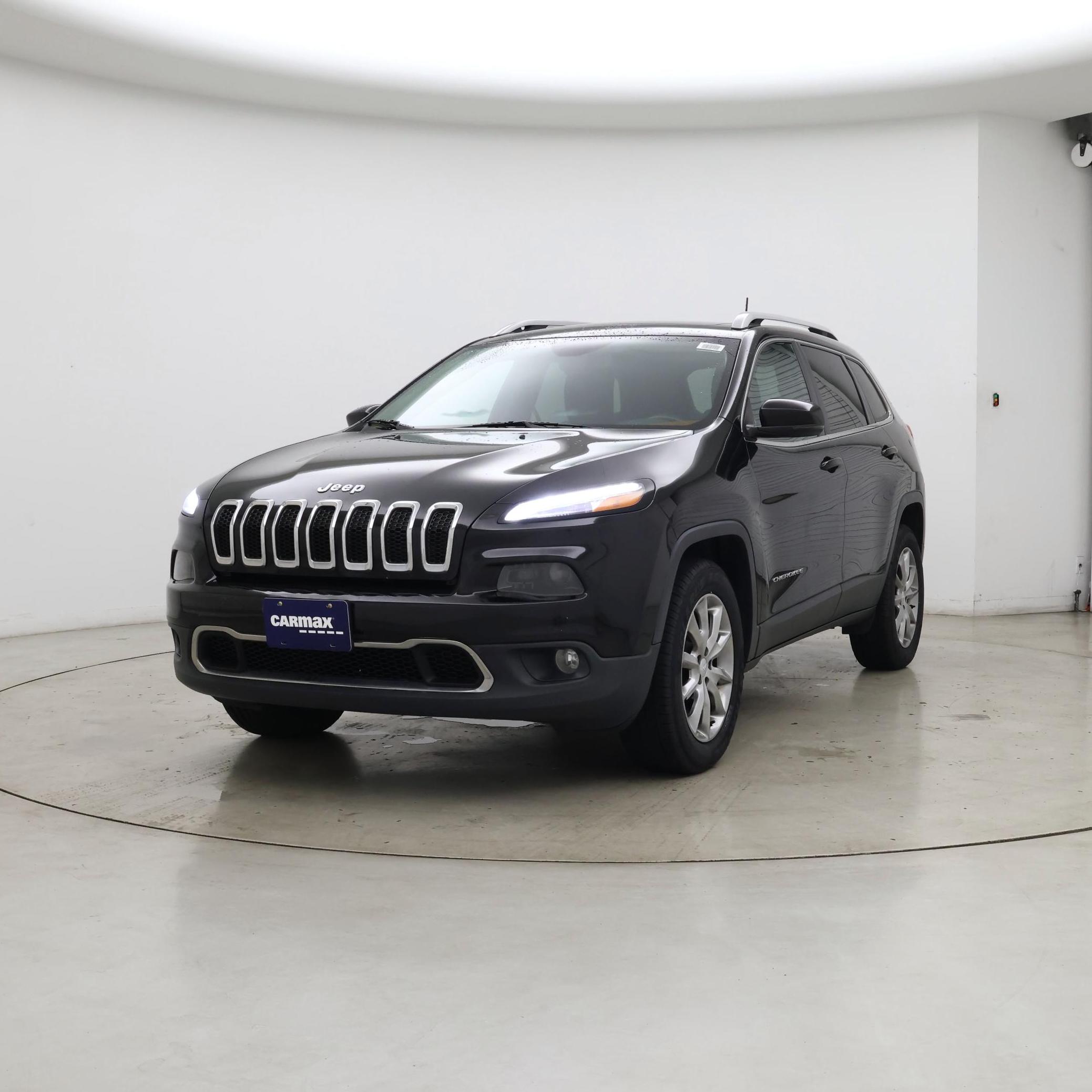 Thumbnail: 2018 Jeep Cherokee - 4