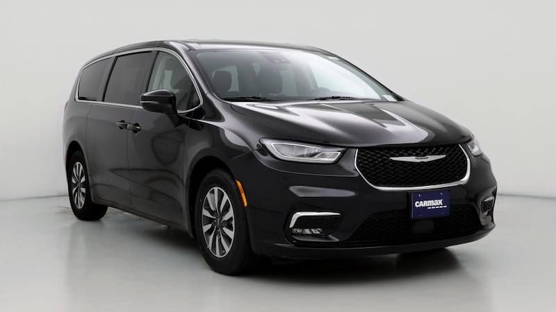 2023 Chrysler Pacifica Hybrid Touring L Hero Image