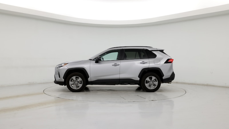 2024 Toyota RAV4 LE 3