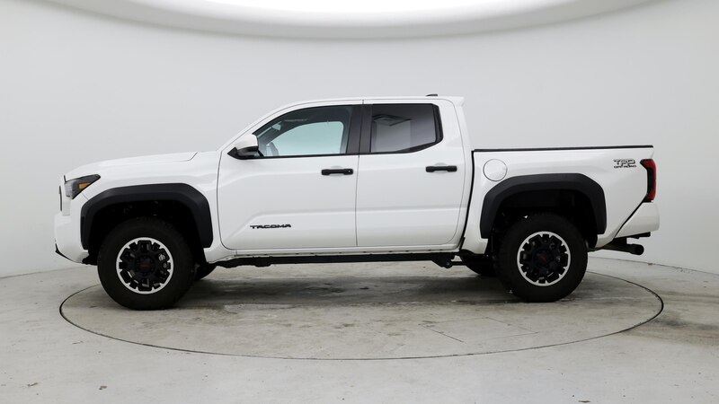 2024 Toyota Tacoma TRD Off-Road 3