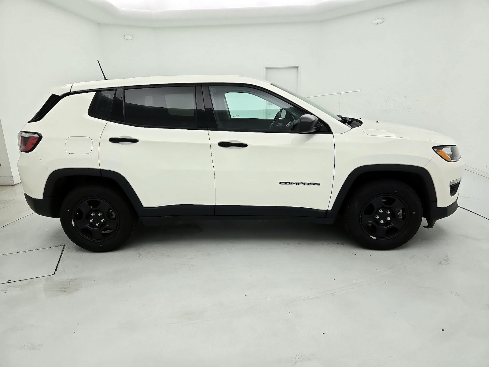 Image 4 of 2019 Jeep Compass Sport