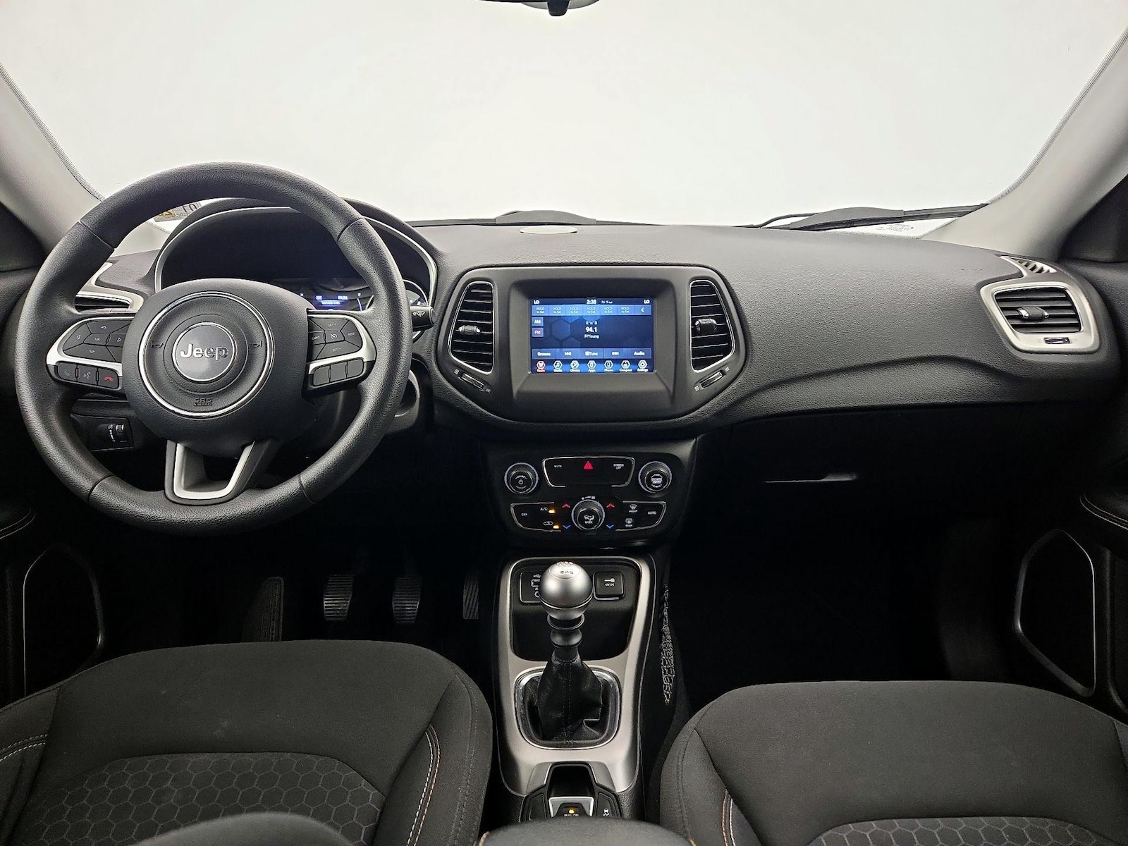 Image 8 of 2019 Jeep Compass Sport