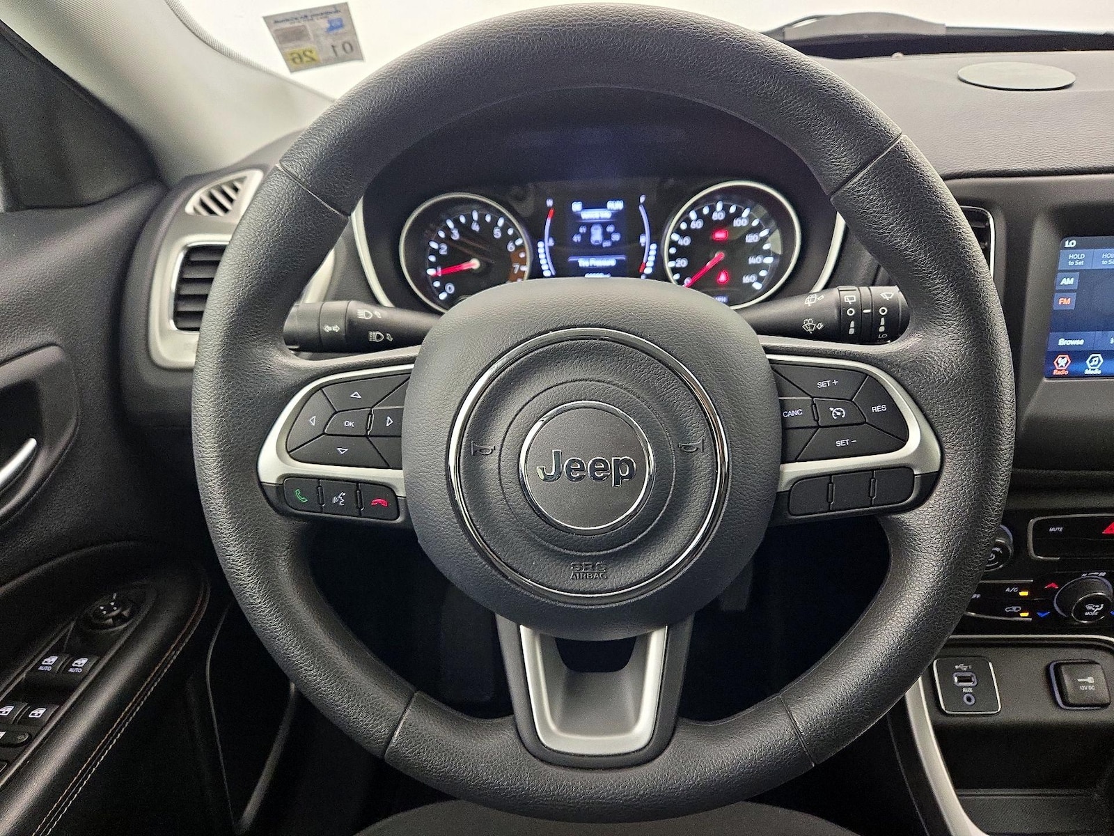 Image 9 of 2019 Jeep Compass Sport