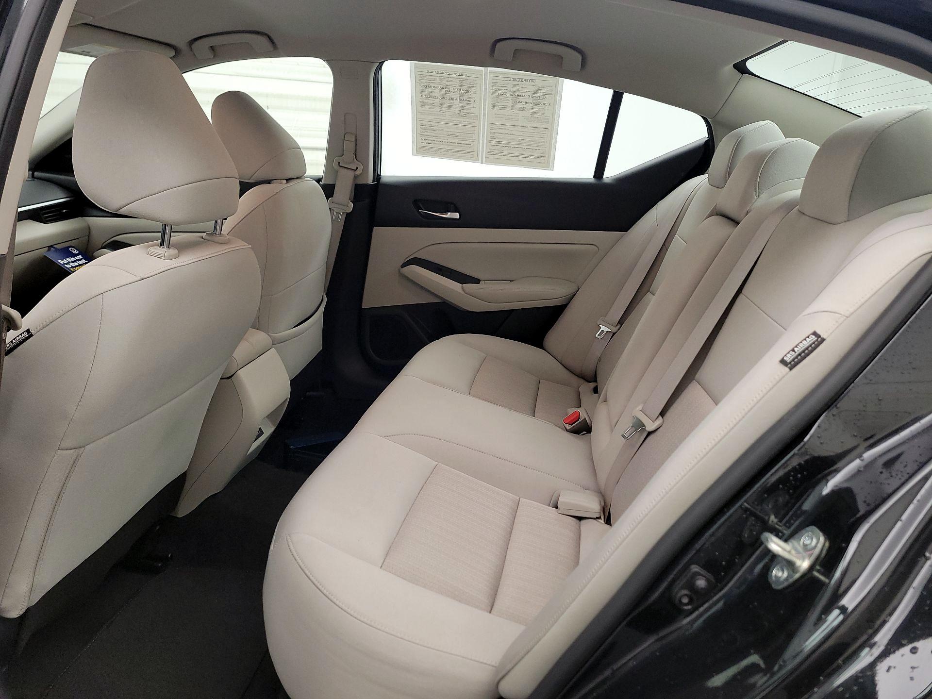 Thumbnail: 2022 Nissan Altima - 16