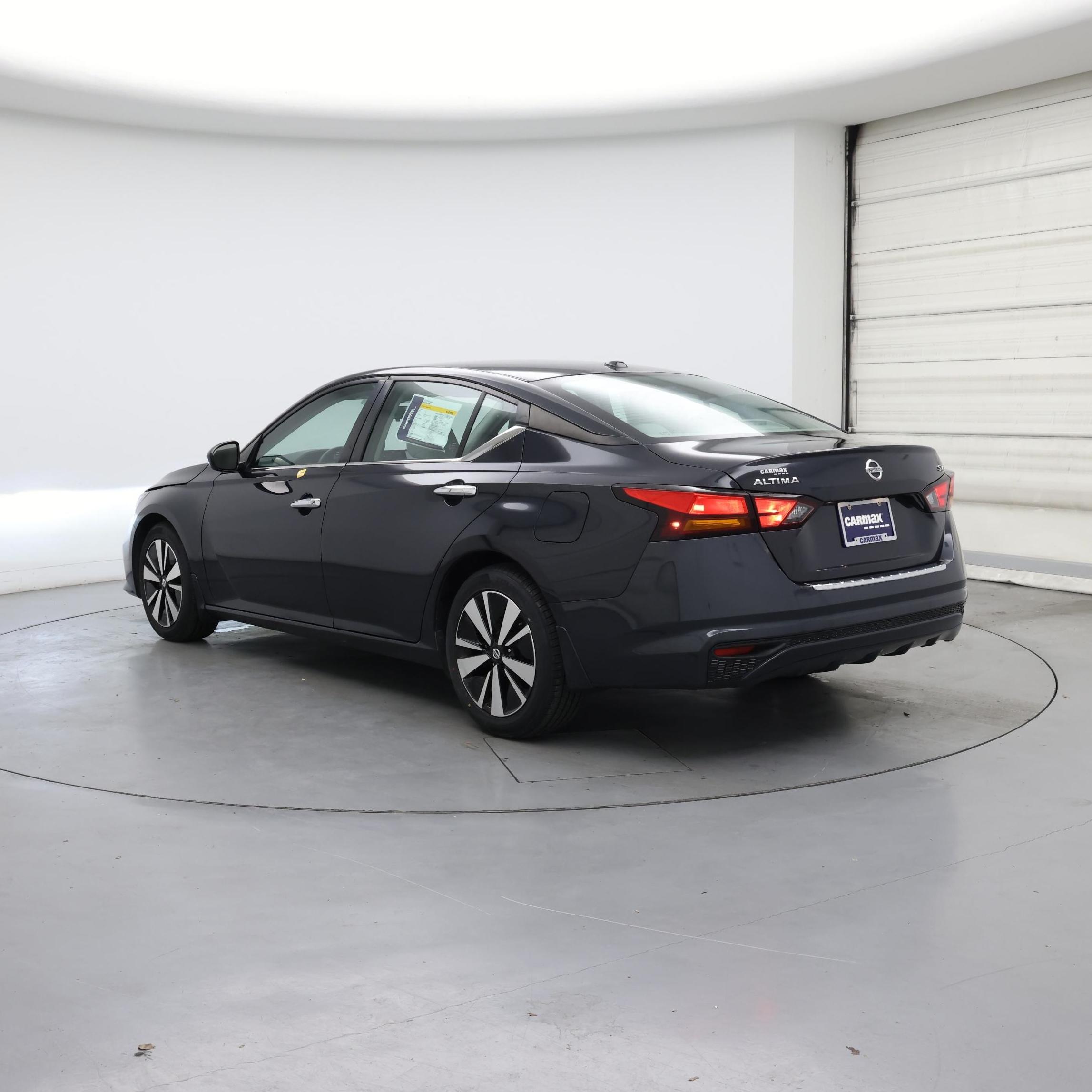 Thumbnail: 2022 Nissan Altima - 2