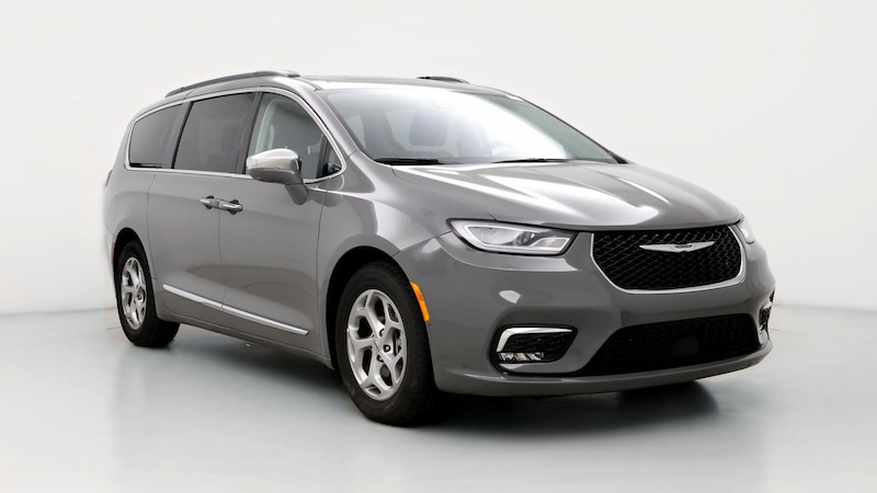 2022 Chrysler Pacifica Limited Hero Image