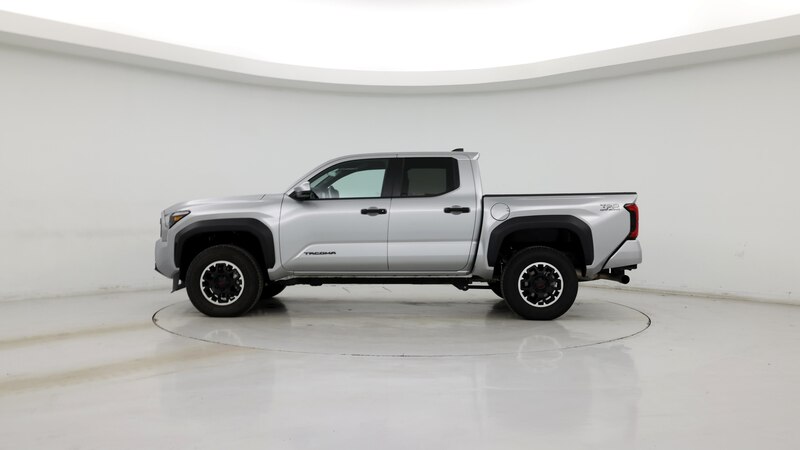 2024 Toyota Tacoma TRD Off-Road 3