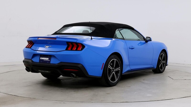 2024 Ford Mustang  8