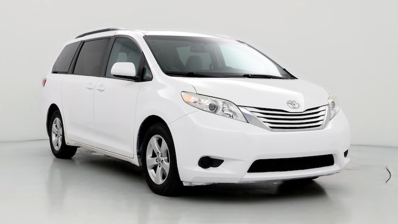 2017 Toyota Sienna LE Hero Image