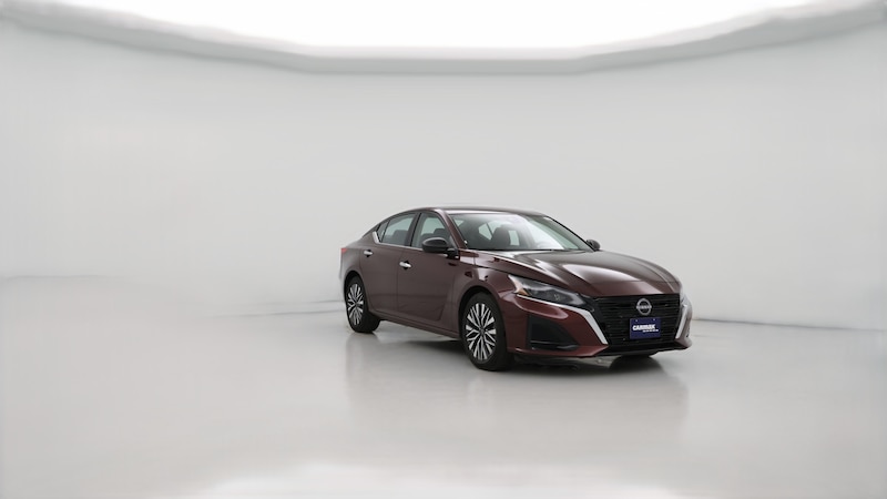 2024 Nissan Altima SV Hero Image