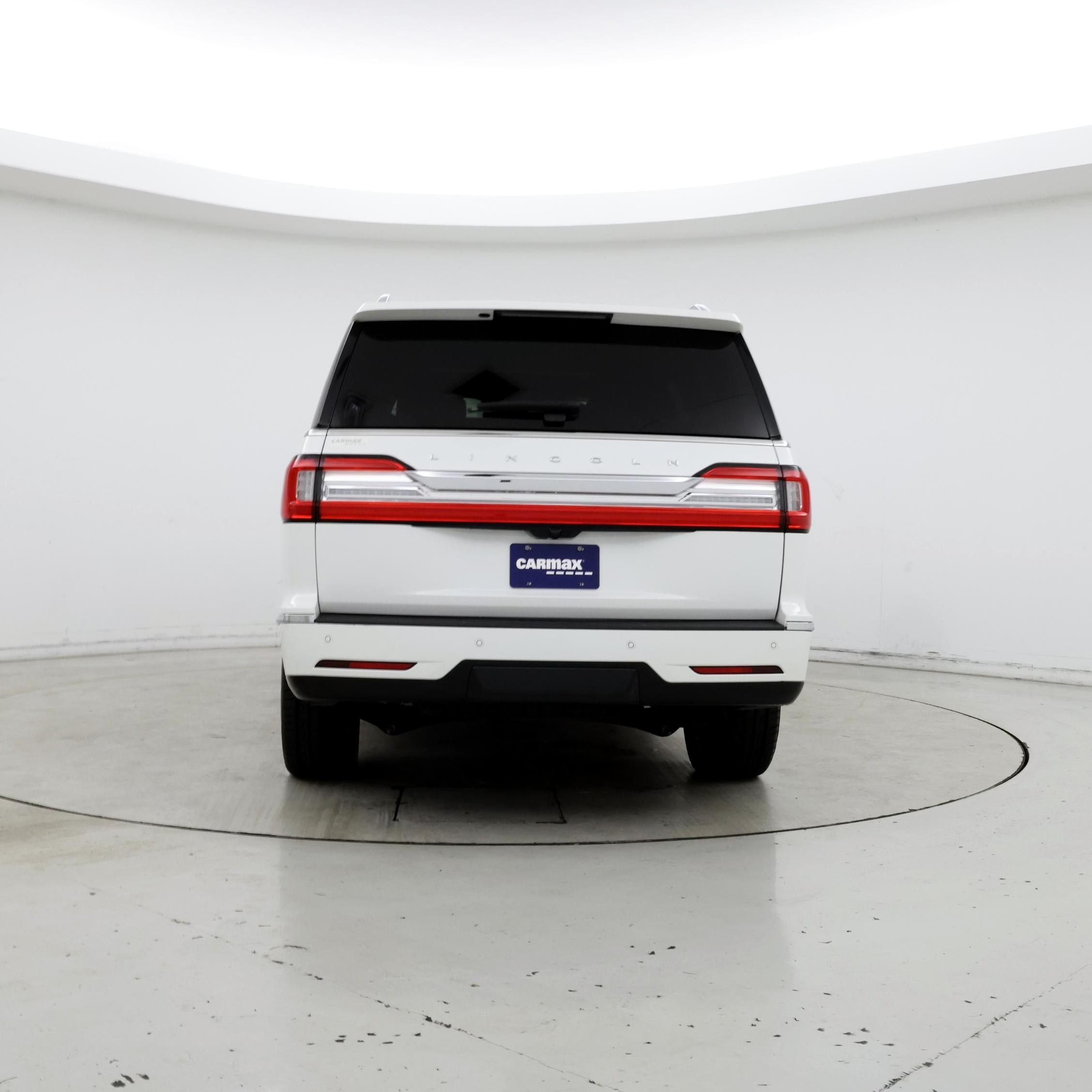 Thumbnail: 2021 Lincoln Navigator - 6