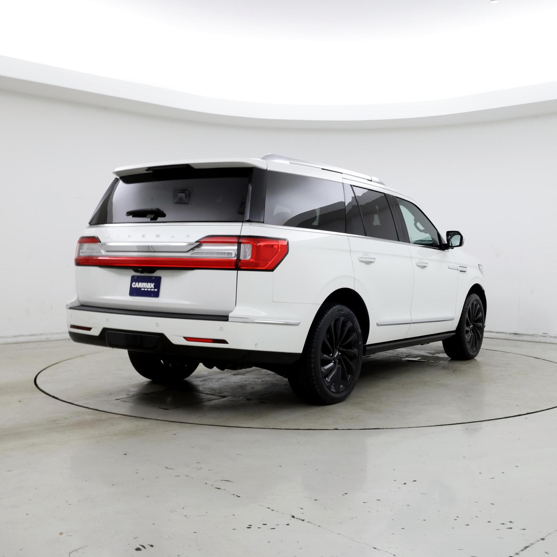 Thumbnail: 2021 Lincoln Navigator - 8