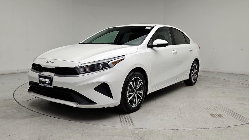 2023 Kia Forte LXS 3