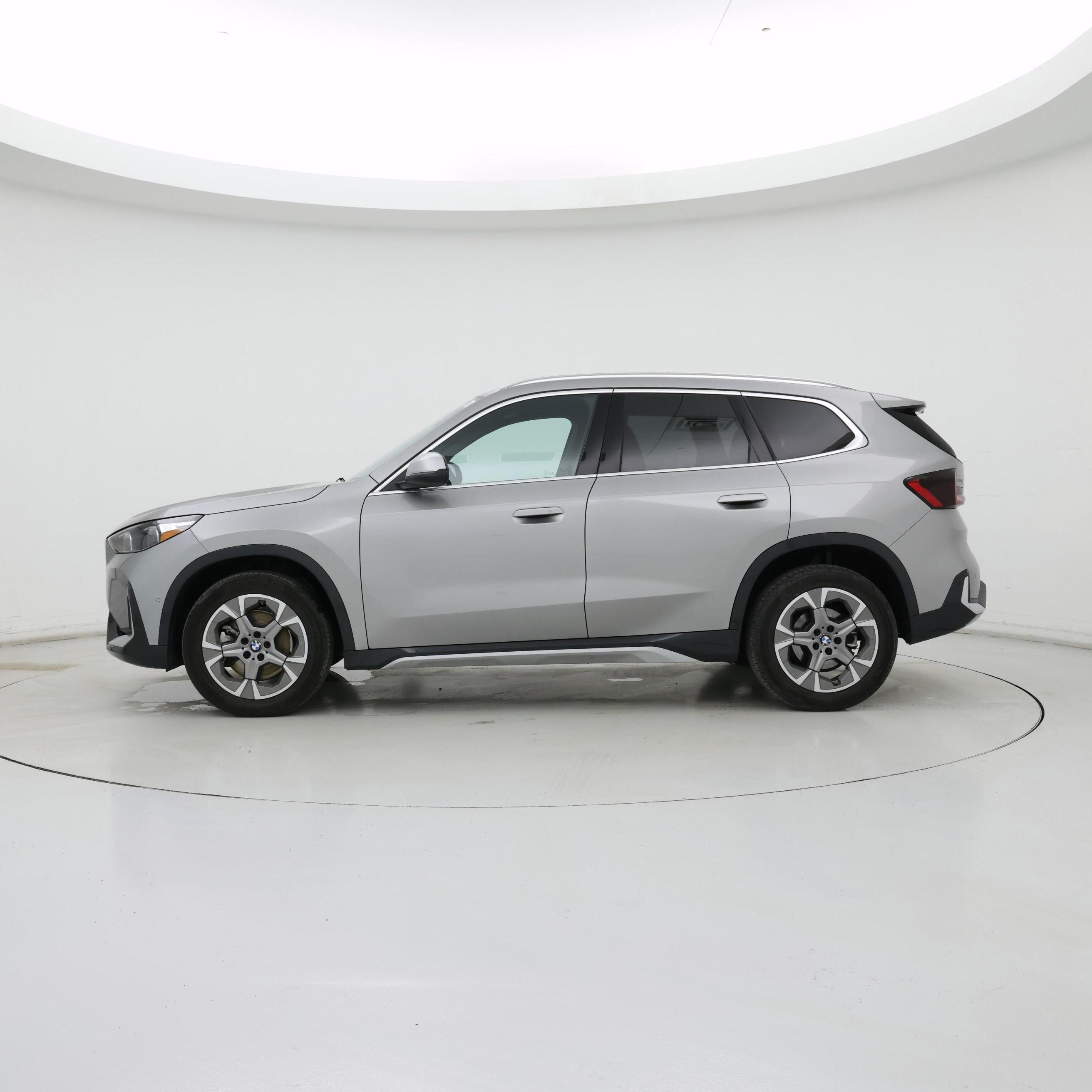 Thumbnail: 2024 BMW X1 - 3