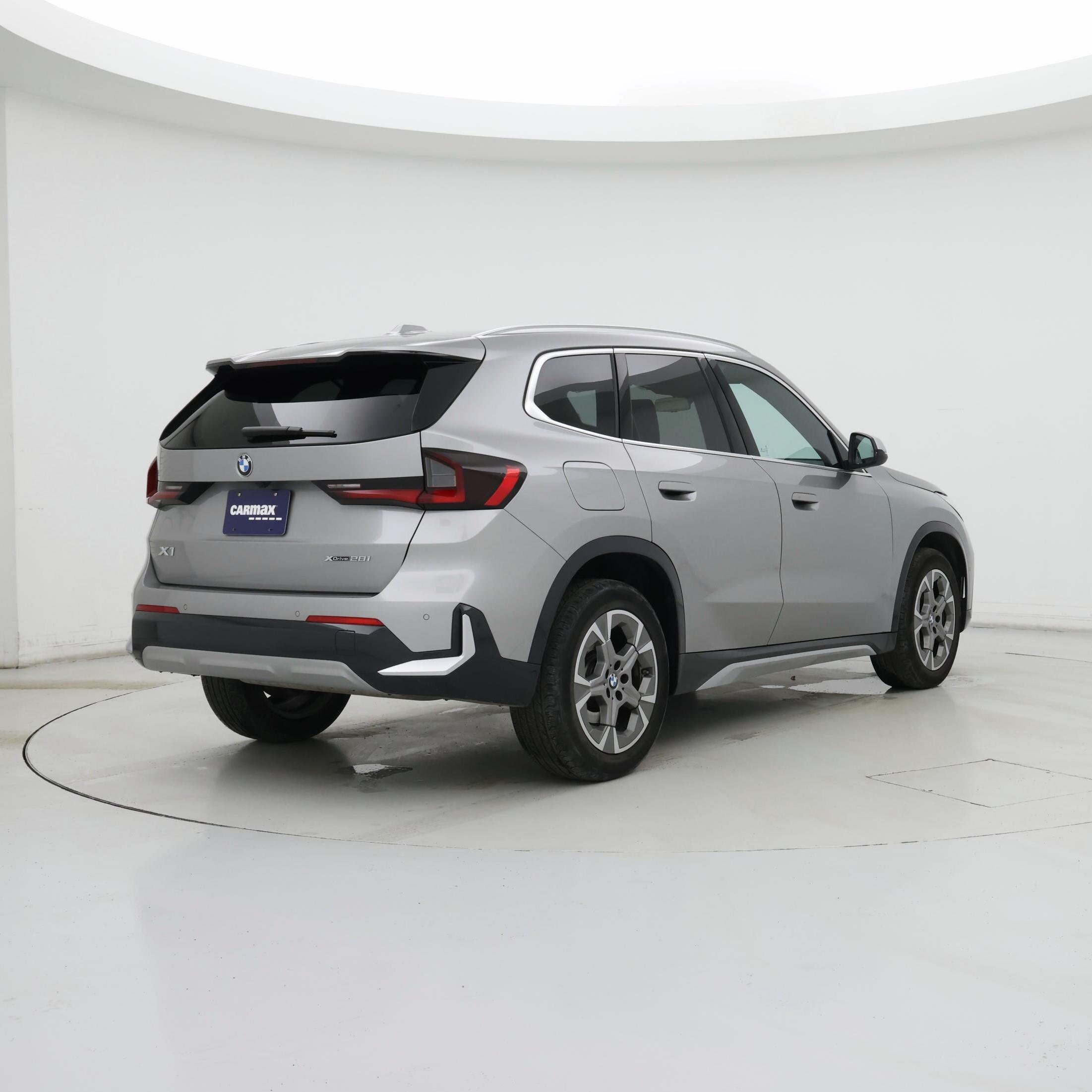 Thumbnail: 2024 BMW X1 - 8