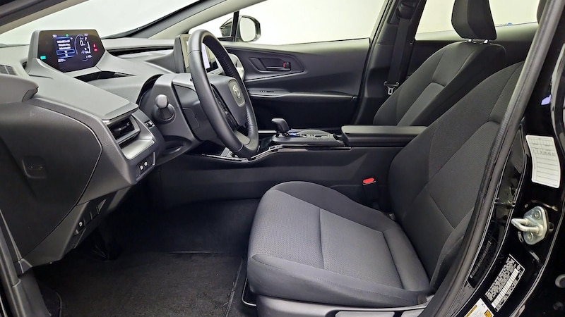 2024 Toyota Prius XLE 11