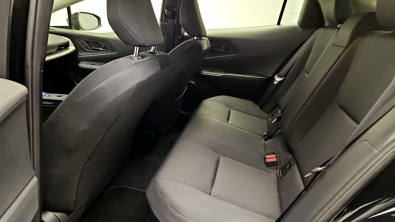 2024 Toyota Prius XLE 17