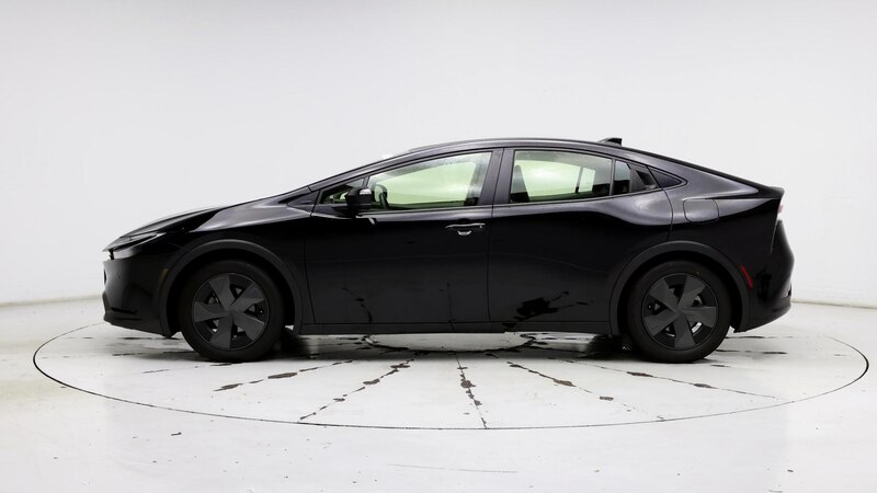 2024 Toyota Prius XLE 3