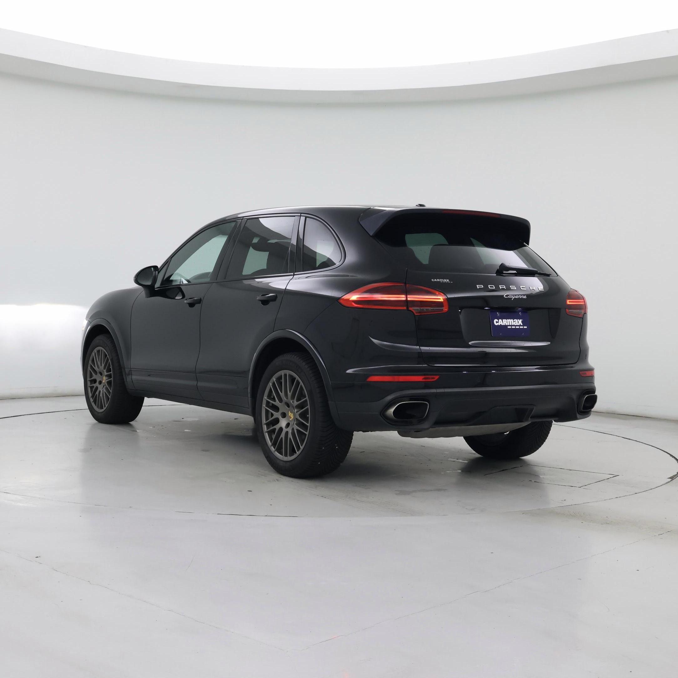 Thumbnail: 2017 Porsche Cayenne - 2