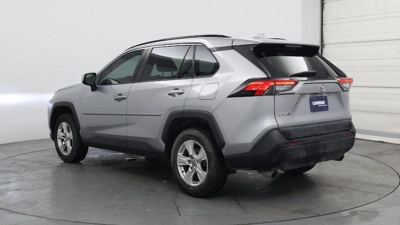 2021 Toyota RAV4 XLE 2