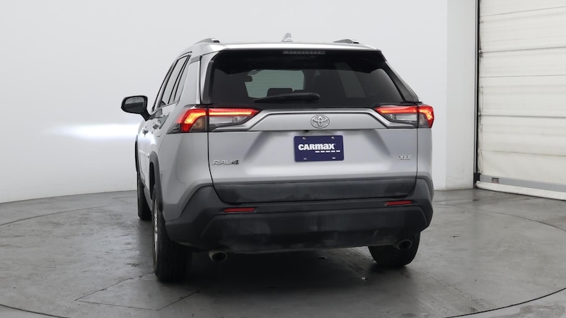 2021 Toyota RAV4 XLE 6