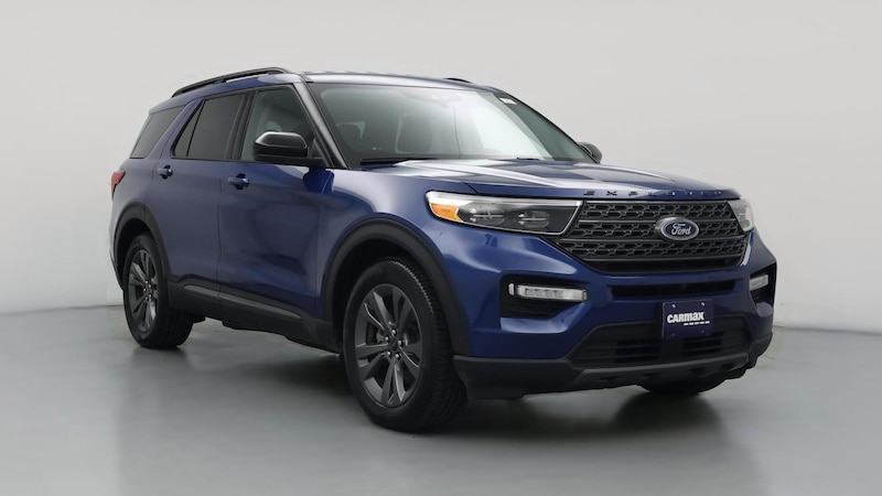 2023 Ford Explorer XLT Hero Image