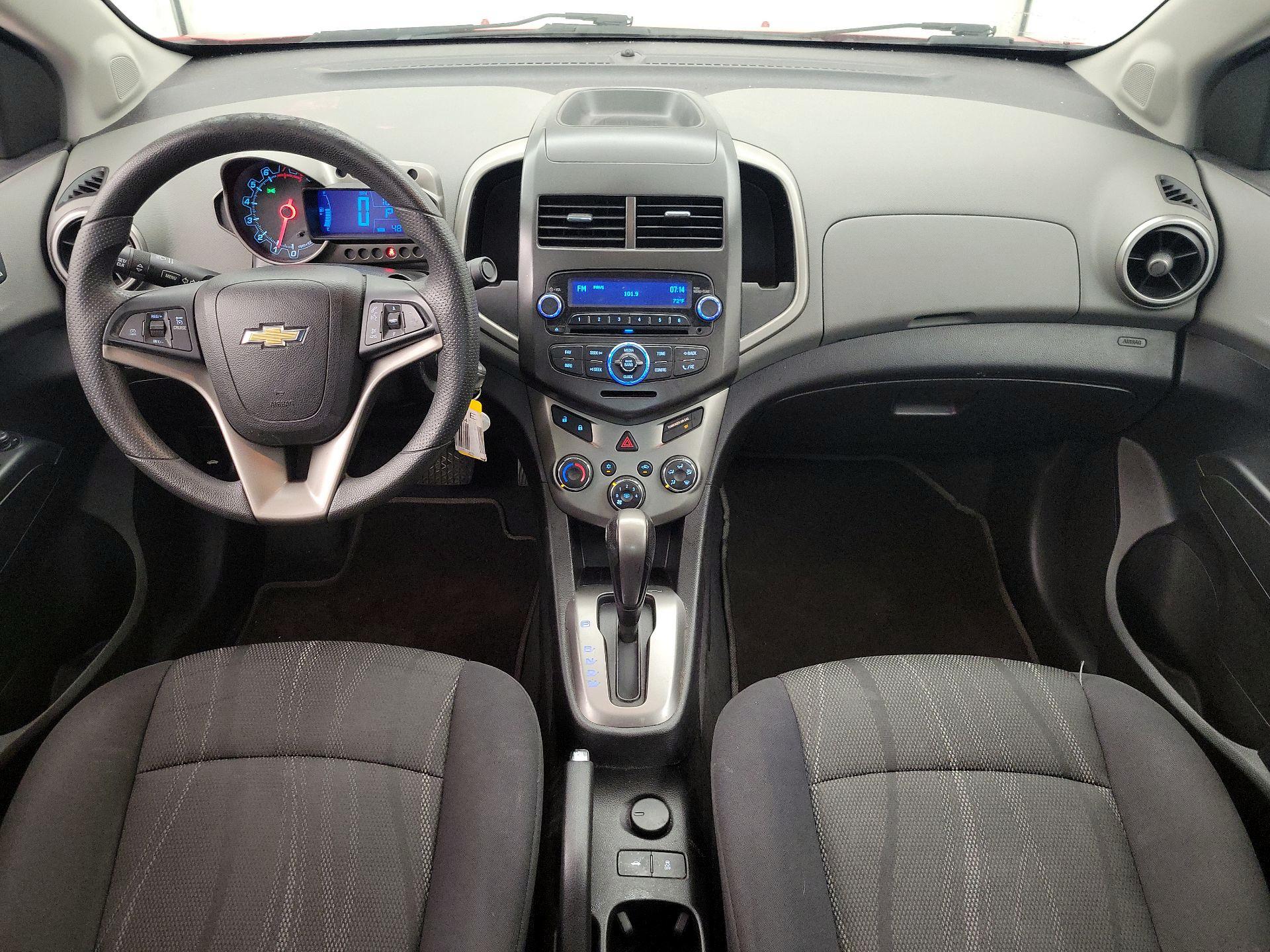 Thumbnail: 2014 Chevrolet Sonic - 9