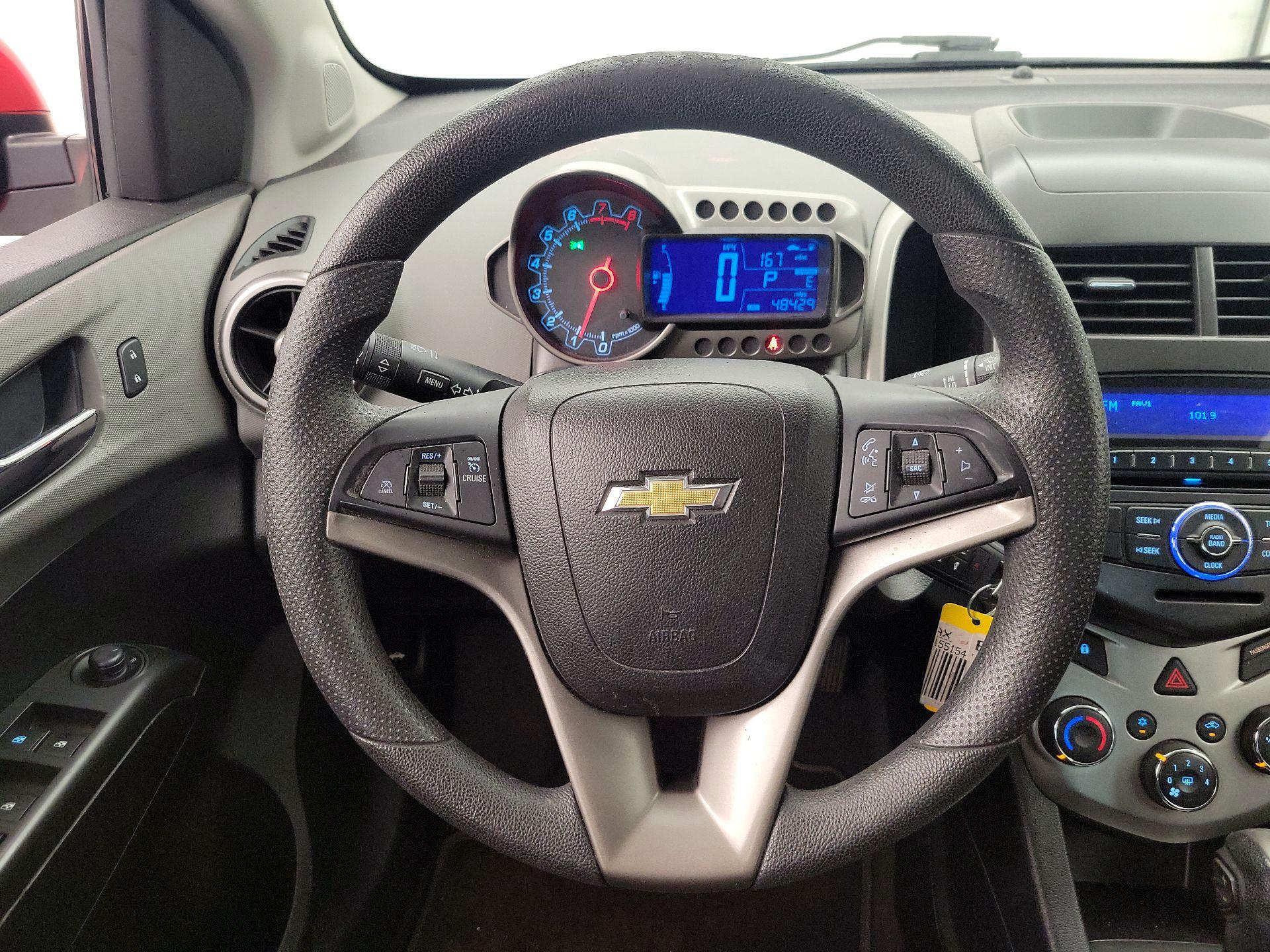 Thumbnail: 2014 Chevrolet Sonic - 10