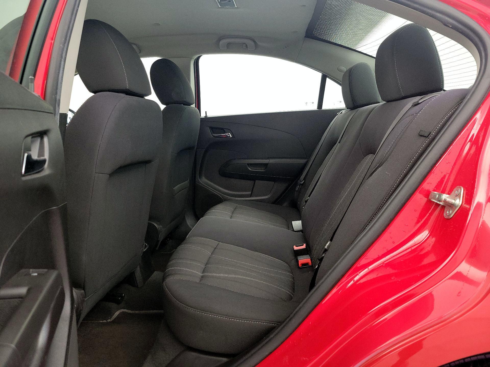 Thumbnail: 2014 Chevrolet Sonic - 18