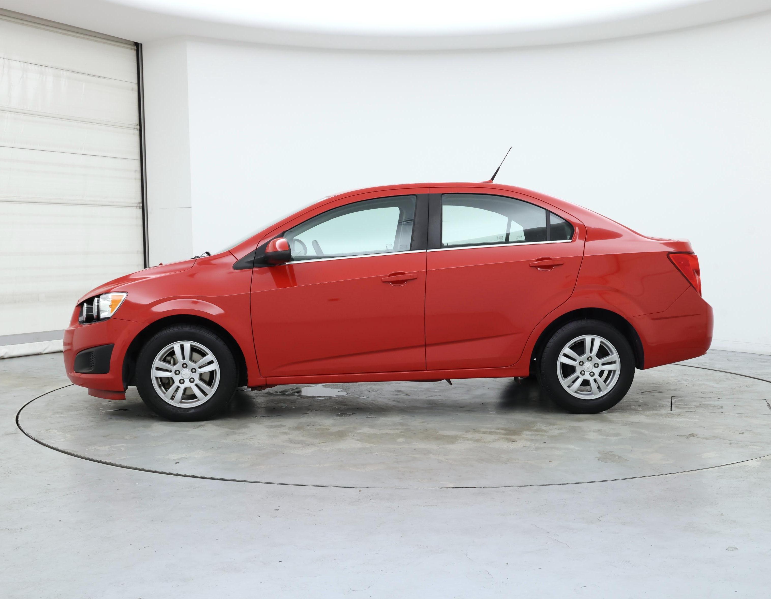 Thumbnail: 2014 Chevrolet Sonic - 3