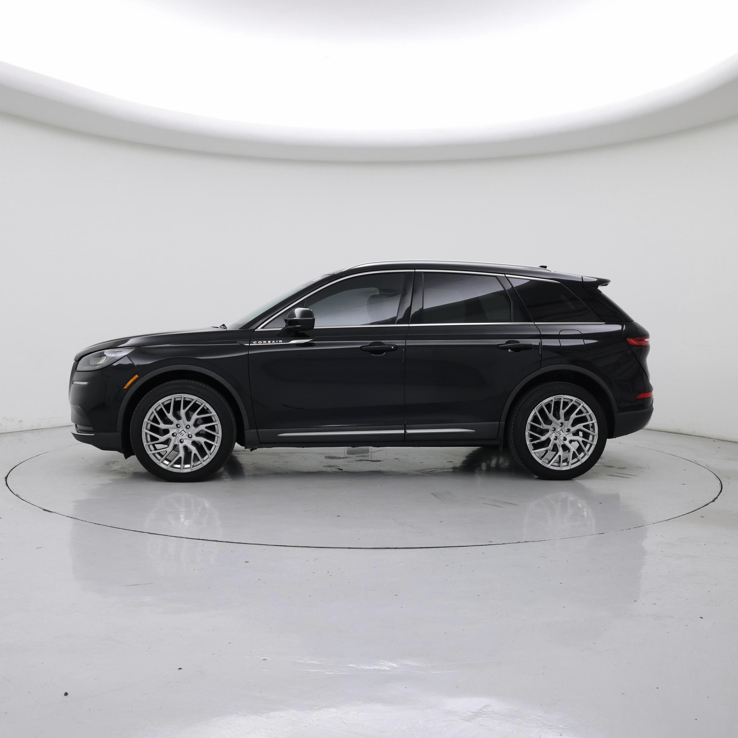 Thumbnail: 2020 Lincoln Corsair - 3