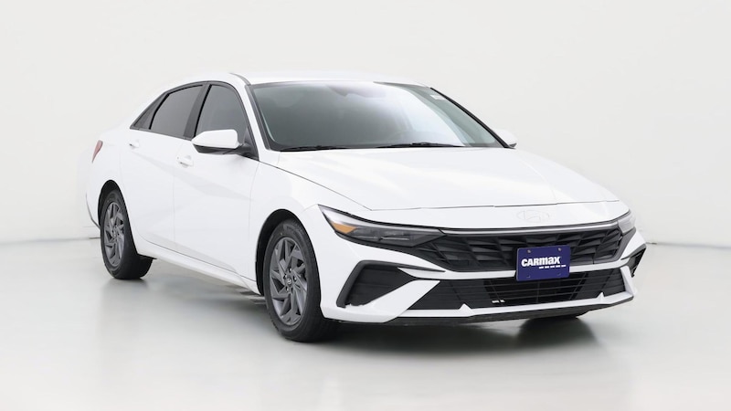 2024 Hyundai Elantra SEL Hero Image