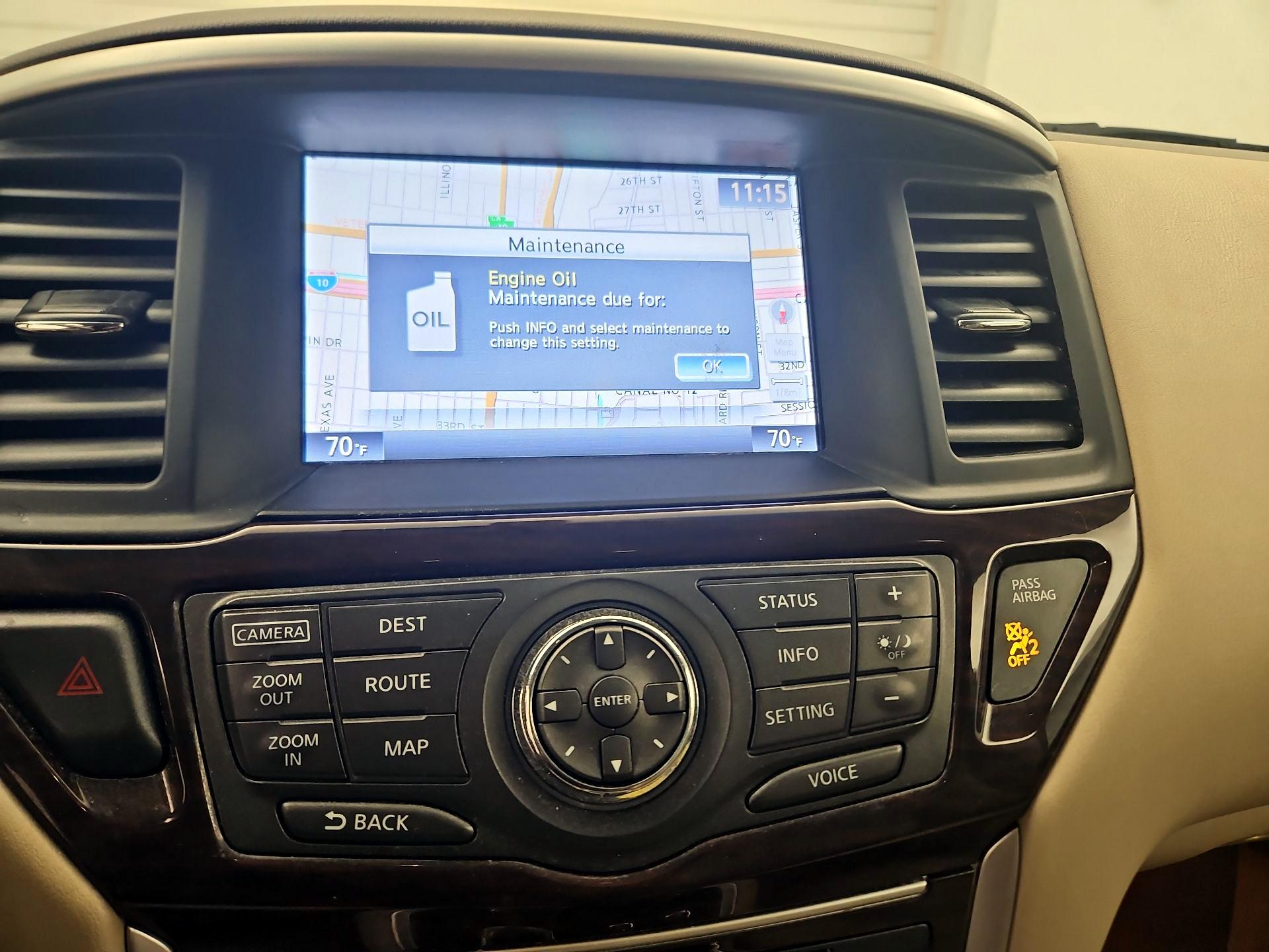 Thumbnail: 2015 Nissan Pathfinder - 14