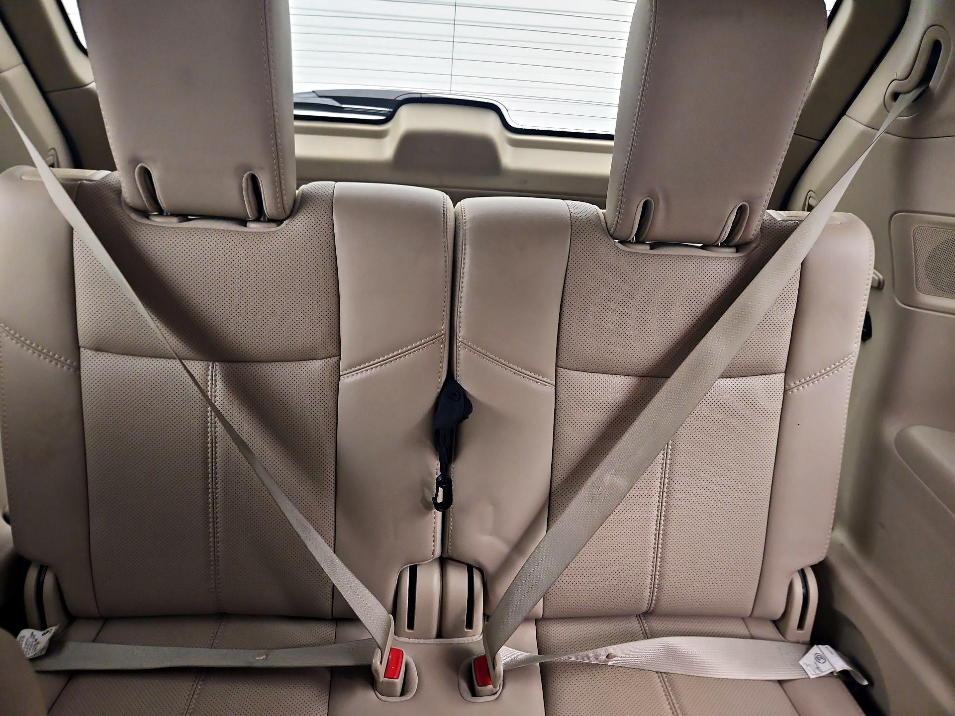 Thumbnail: 2015 Nissan Pathfinder - 18