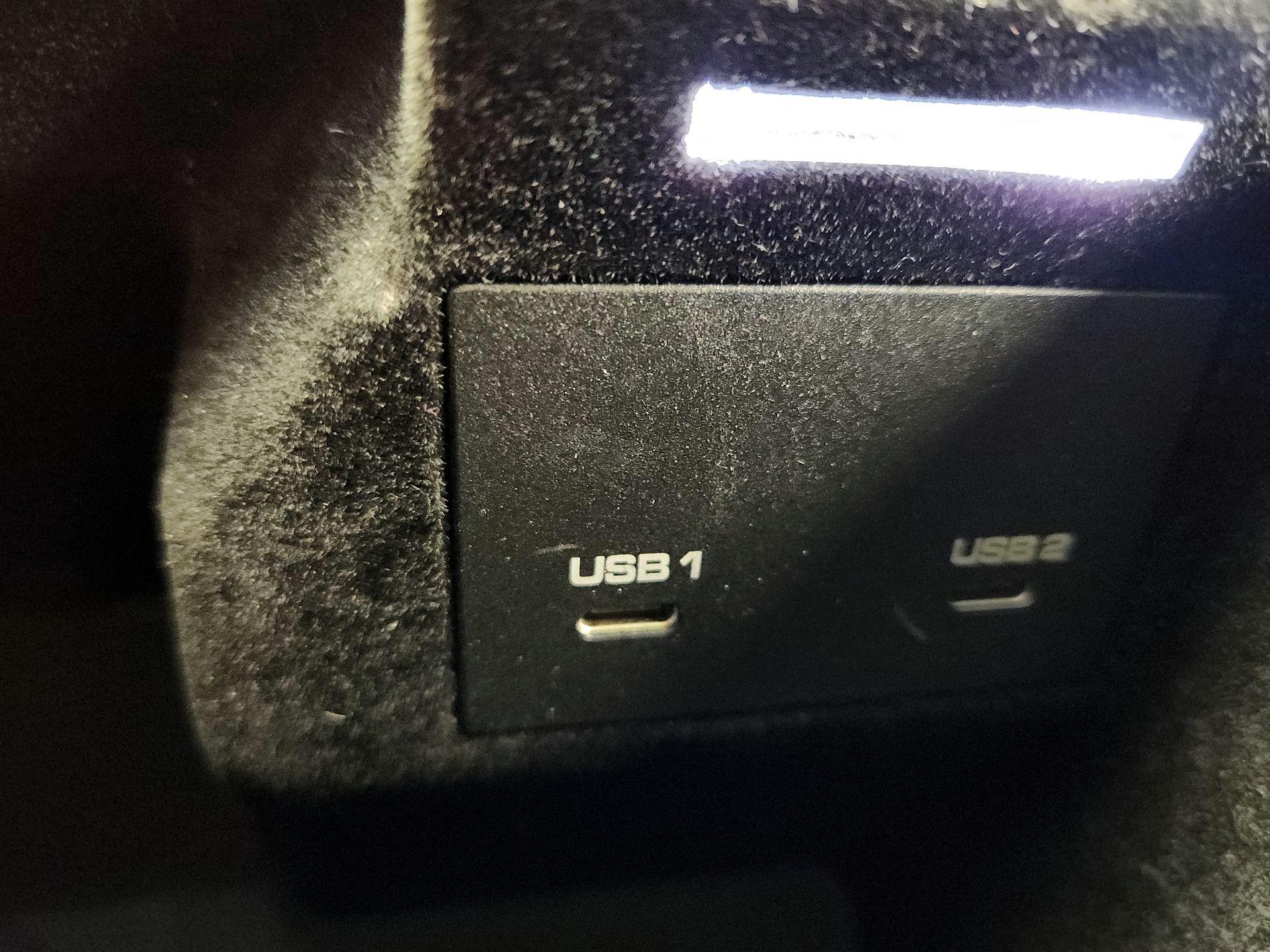 Thumbnail: 2020 Porsche Cayenne - 19