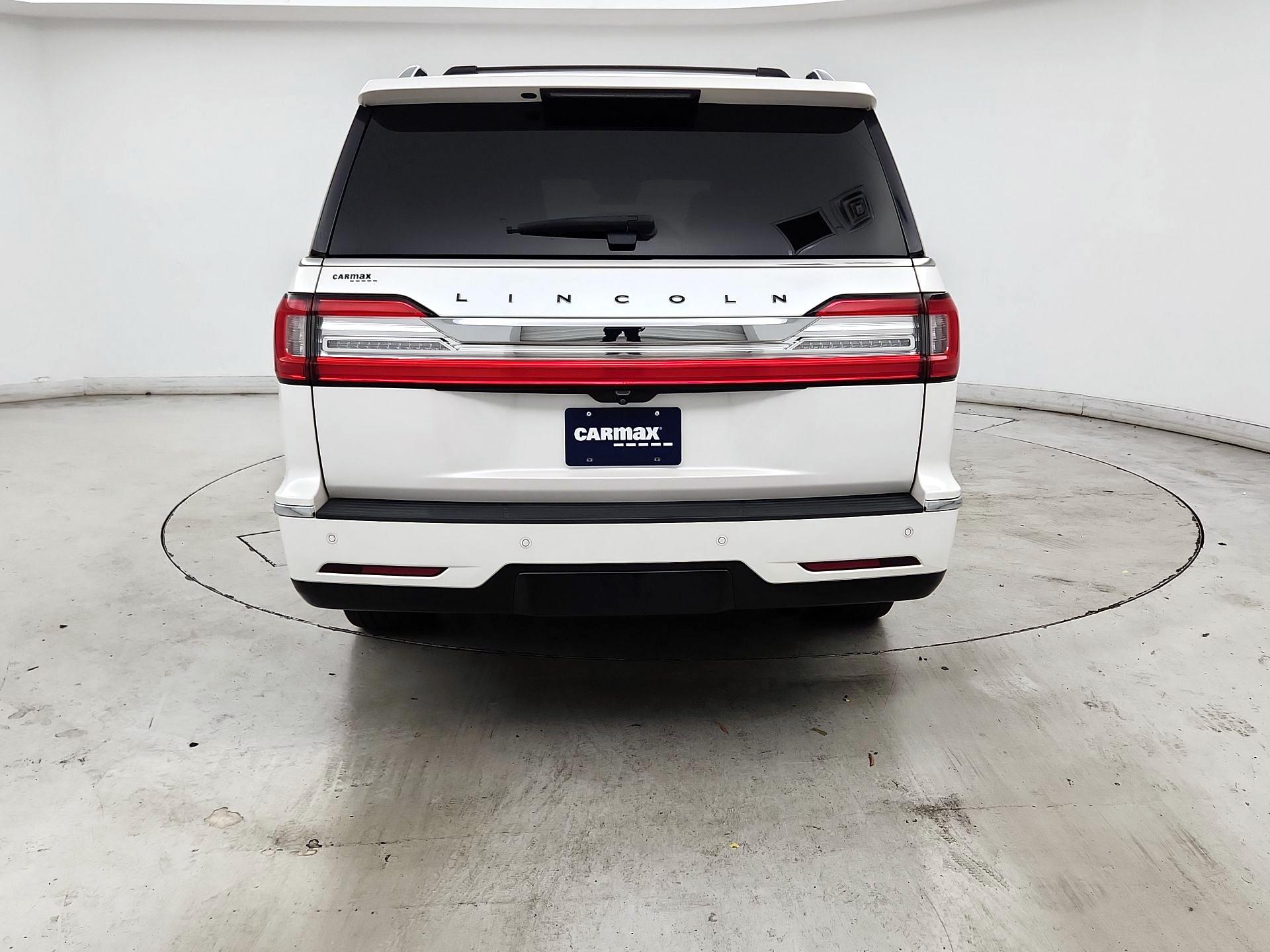 Thumbnail: 2018 Lincoln Navigator L - 6