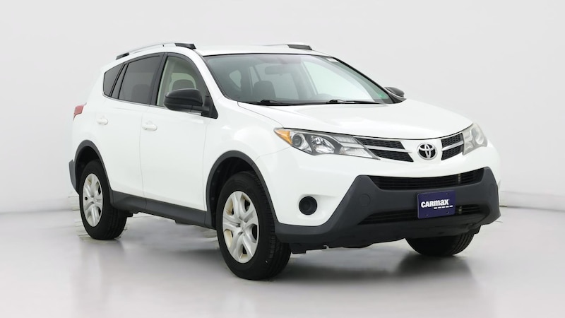 2015 Toyota RAV4 LE Hero Image