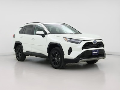 2022 Toyota RAV4 SE -
                Sterling, VA