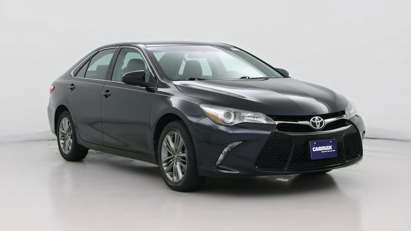 2016 Toyota Camry SE Hero Image