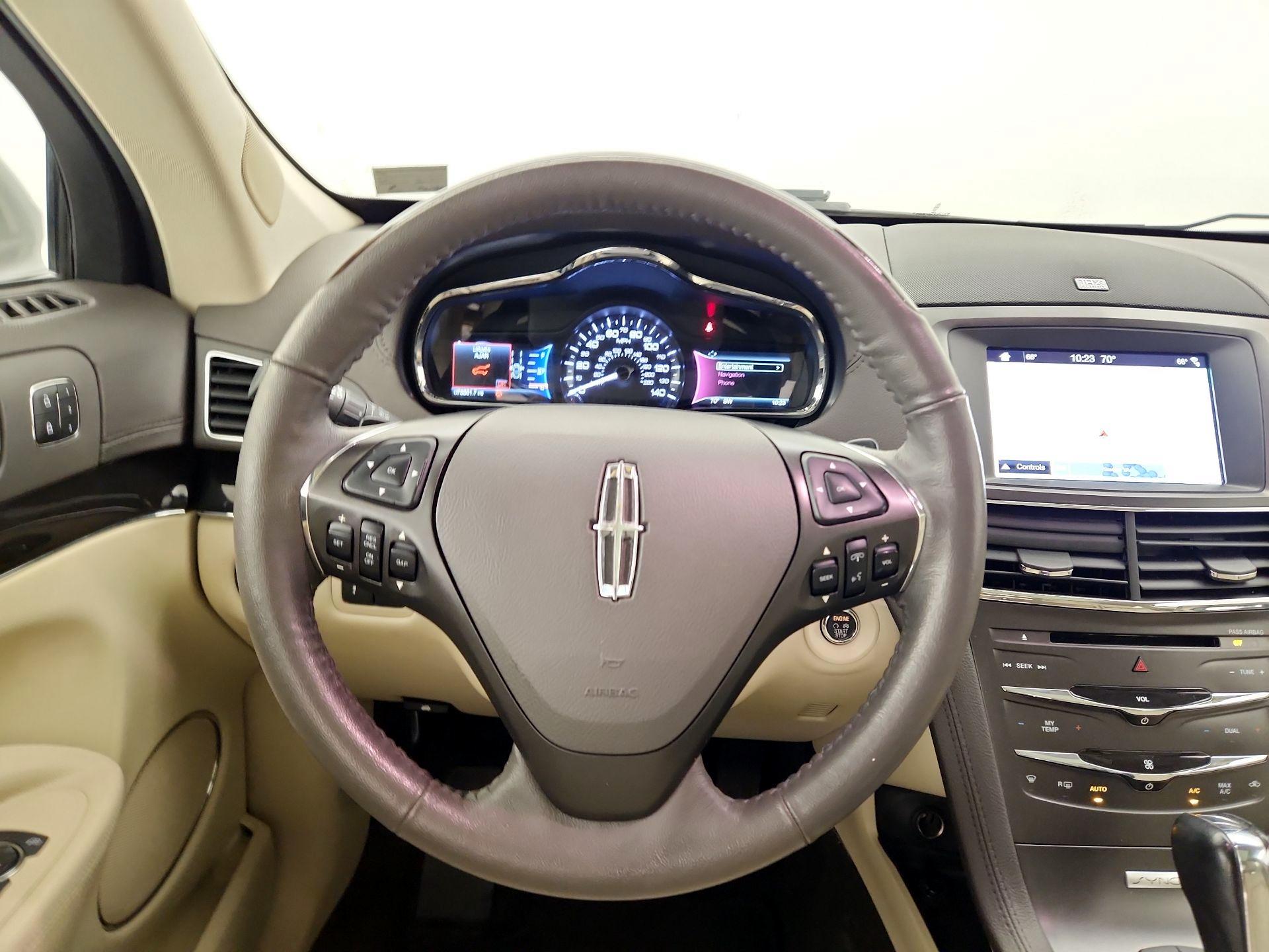 Thumbnail: 2019 Lincoln MKT - 10
