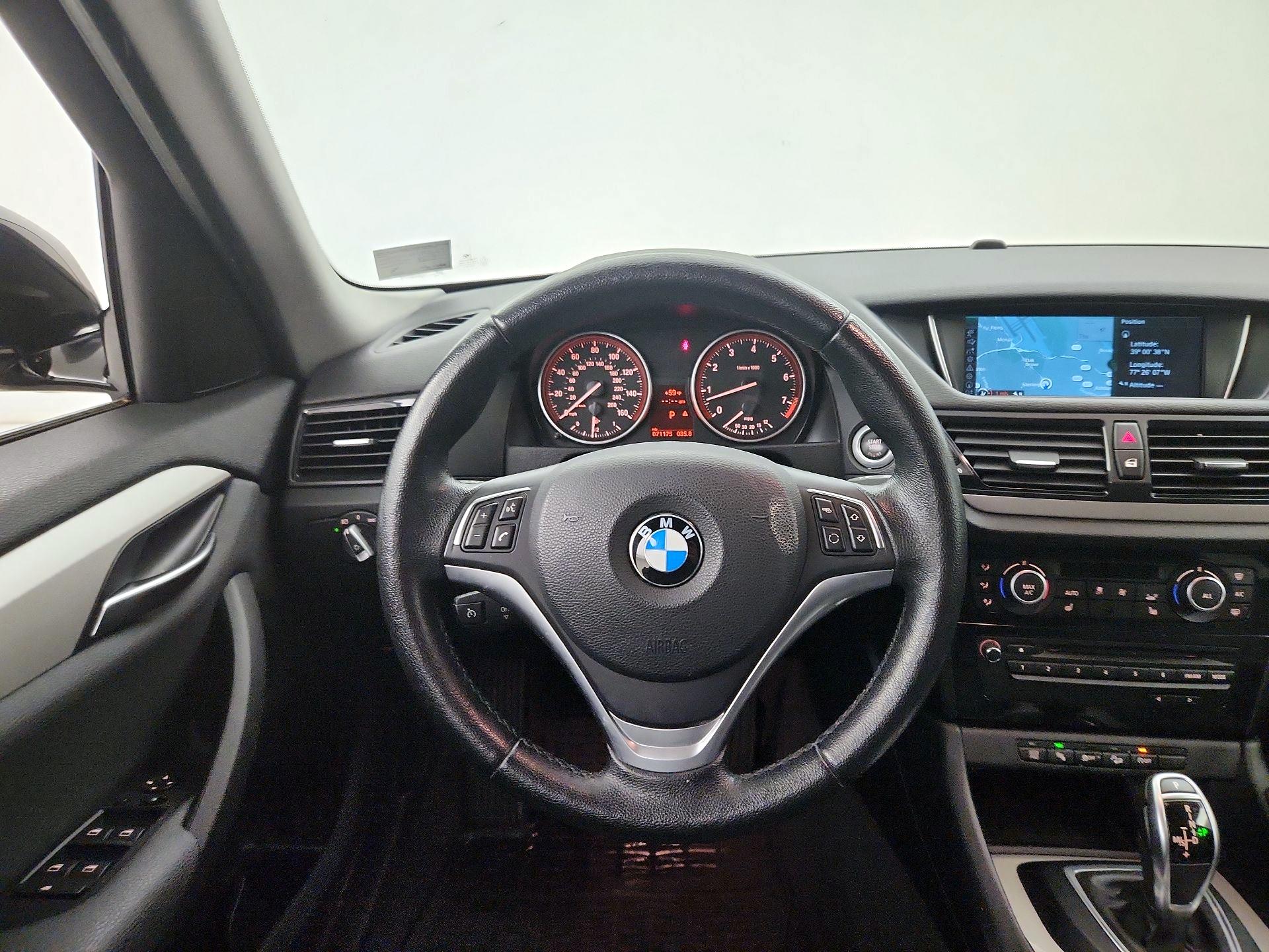 Thumbnail: 2015 BMW X1 - 10