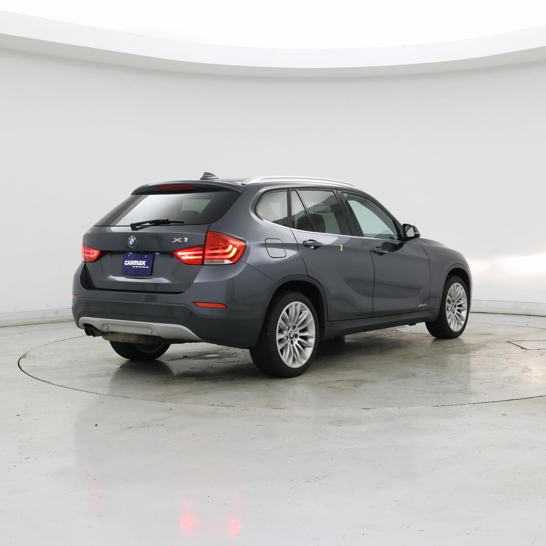 Thumbnail: 2015 BMW X1 - 8