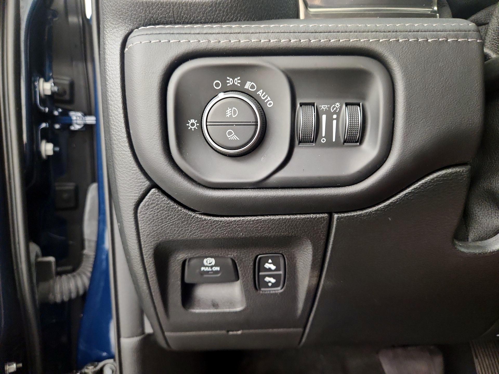 Thumbnail: 2021 RAM 1500 - 13
