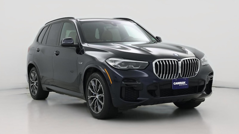 2023 BMW X5 xDrive45e Hero Image