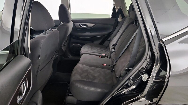 2016 Nissan Rogue SV 20