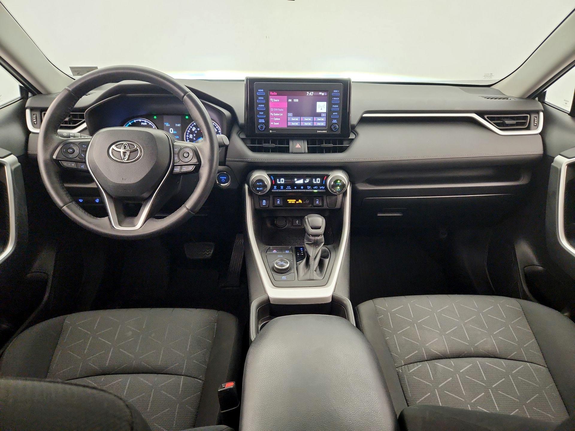 Thumbnail: 2021 Toyota RAV4 - 9