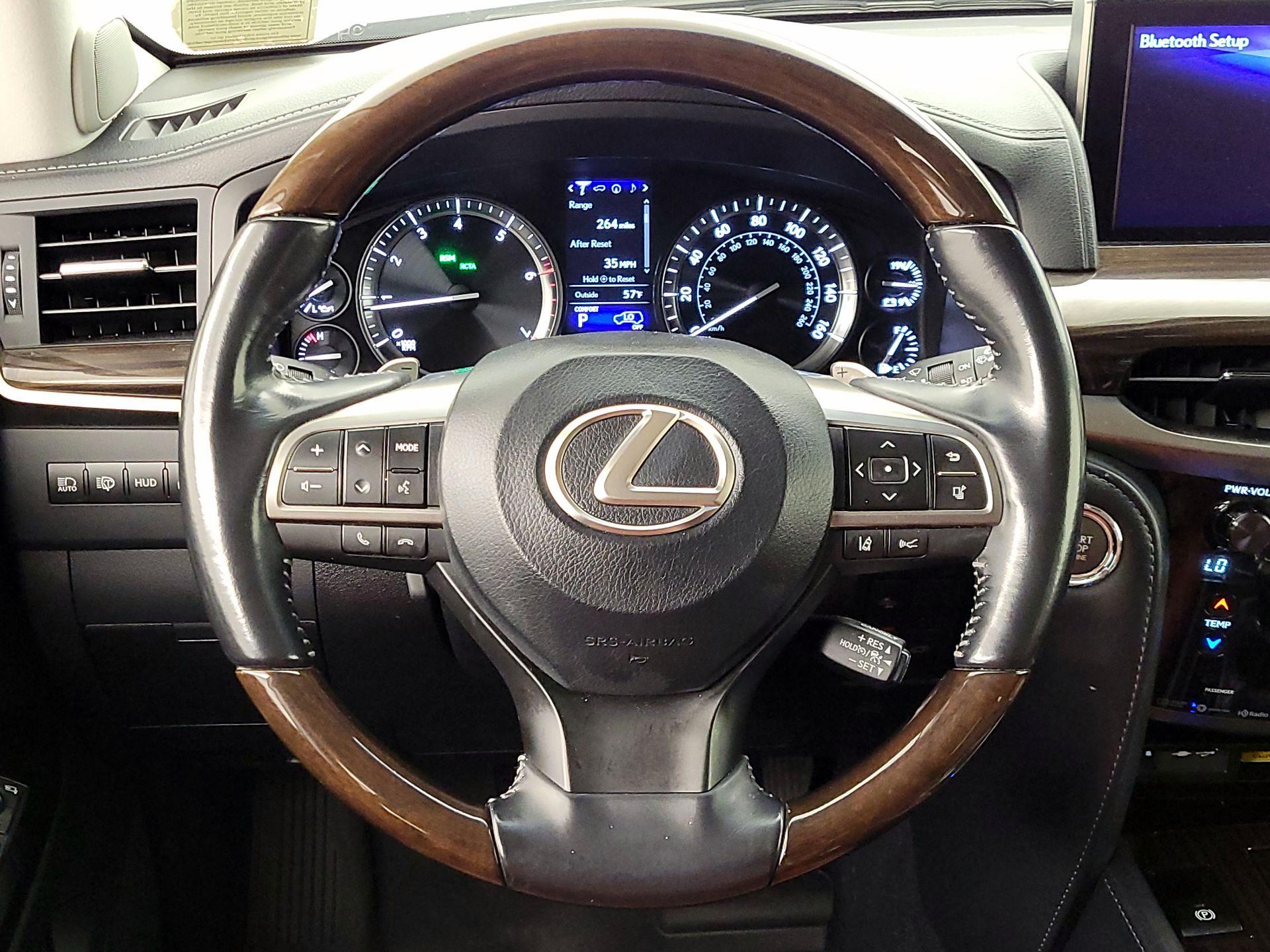 Thumbnail: 2018 Lexus LX - 10