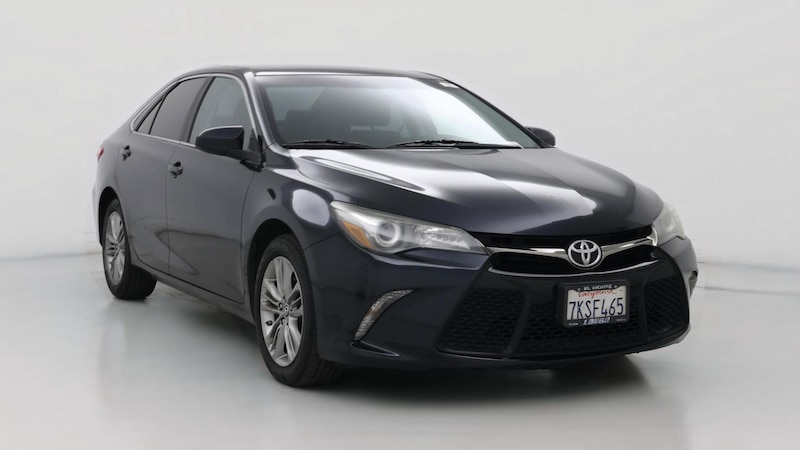 2015 Toyota Camry SE Hero Image